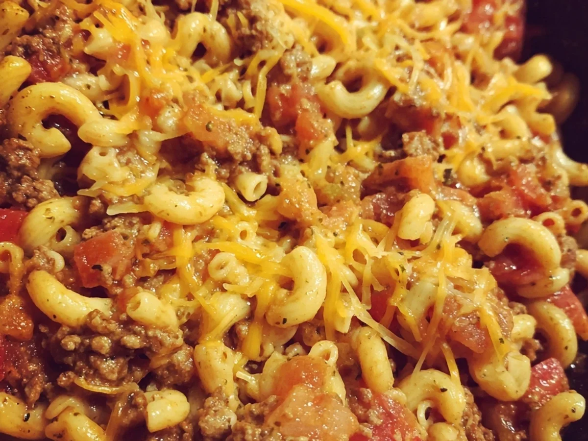 Easy One-Pot Taco Macaroni: High-Protein Dinner - Featured Image